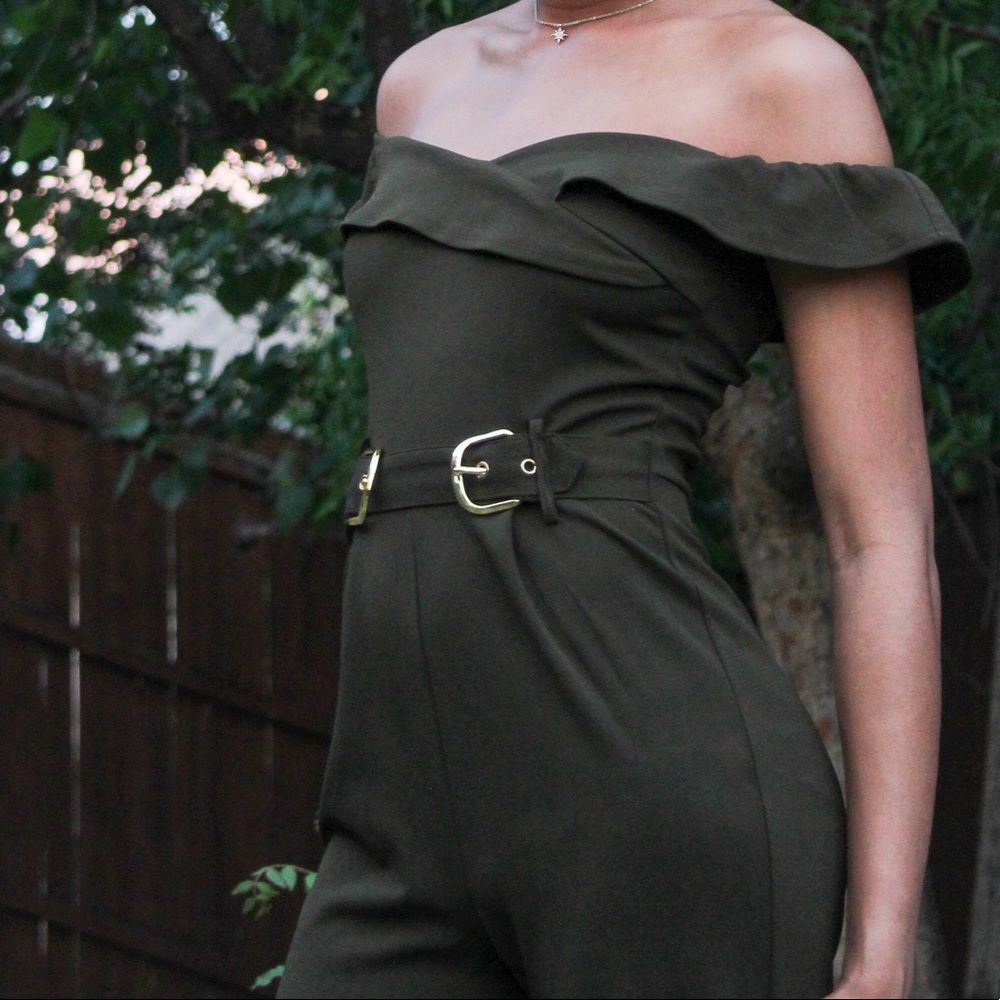 Charlotte Russe Women’s Off the Shoulder Jumpsuit